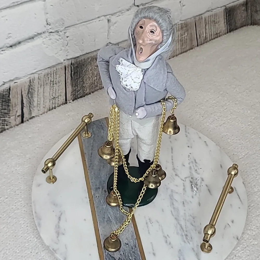 Byers' Choice Caroler 1987-89 Marley's Ghost From 